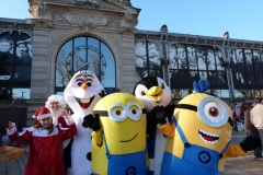 halles_narbonne_noel_animation_pere_noel_mascottes_parade_banda_2016-01