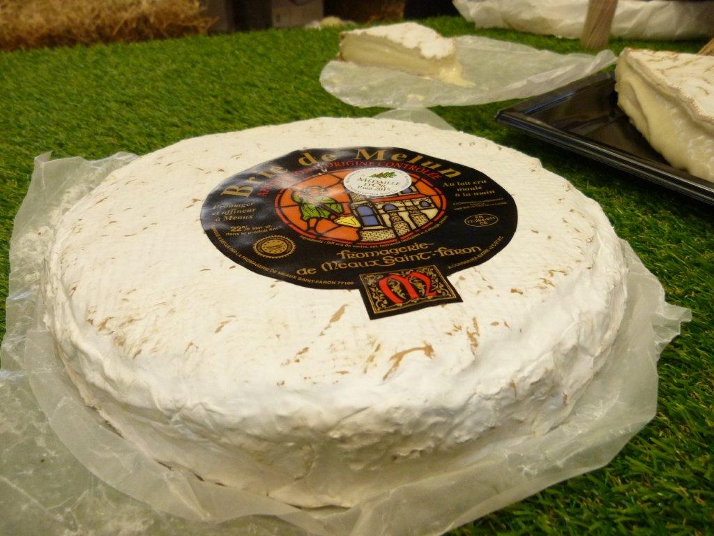 halles_narbonne_animation_fromage_brie_de_meaux_brie_de_melun_saint-faron_6