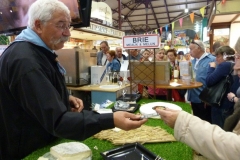 halles_narbonne_animation_fromage_brie_de_meaux_brie_de_melun_saint-faron_1