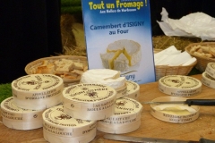 halles_narbonne_animation_fromage_isigny_camembert_beurre-11