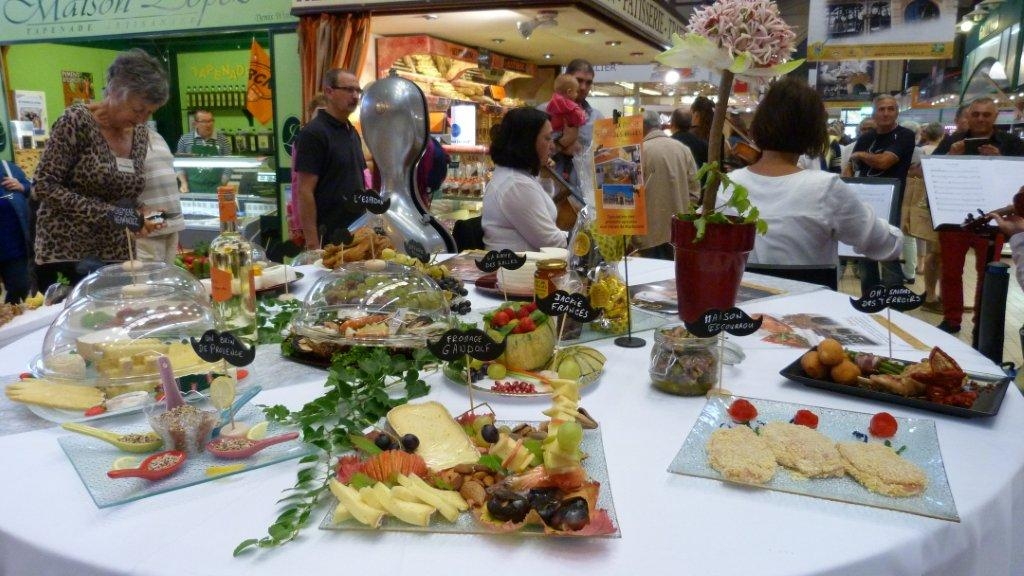 halles_narbonne_fete_de_la_gastronomie_gastronomissimes_buffet_violons_quatuor_en_cevennes_24-09-2017-13