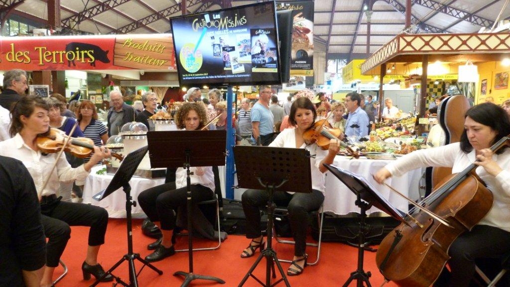 halles_narbonne_fete_de_la_gastronomie_gastronomissimes_buffet_violons_quatuor_en_cevennes_24-09-2017-31