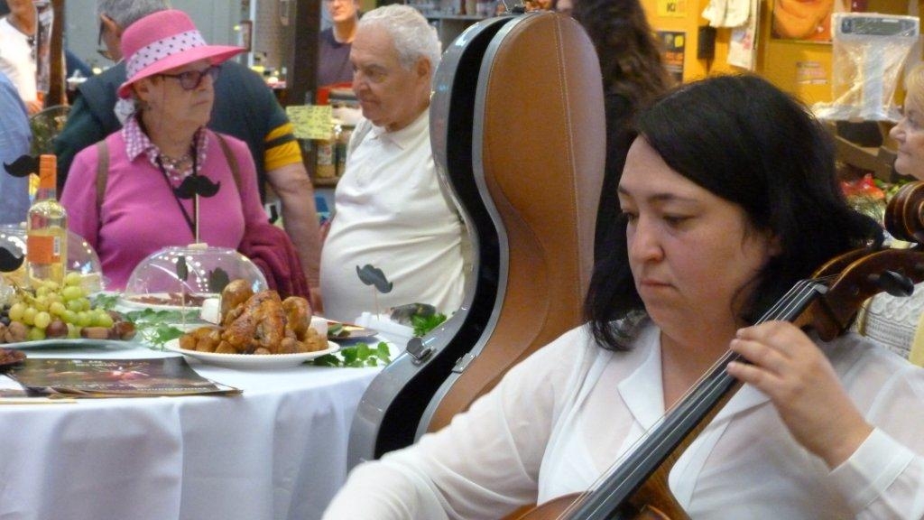 halles_narbonne_fete_de_la_gastronomie_gastronomissimes_buffet_violons_quatuor_en_cevennes_24-09-2017-34