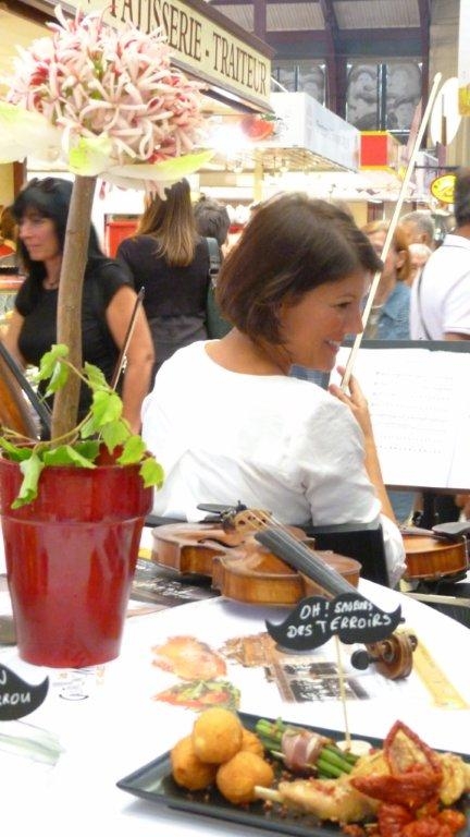 halles_narbonne_fete_de_la_gastronomie_gastronomissimes_buffet_violons_quatuor_en_cevennes_24-09-2017-39