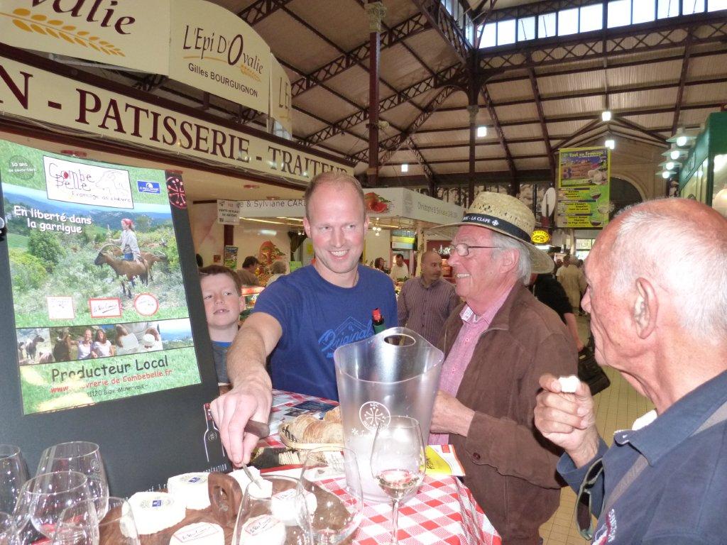 halles_narbonne_tout_un_fromage_cercle_occitan_la_clape_consulat_septimanie_24_mai_2014-08