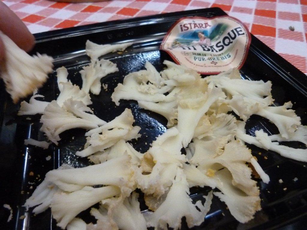 halles_narbonne_tout_un_fromage_cercle_occitan_la_clape_consulat_septimanie_24_mai_2014-13