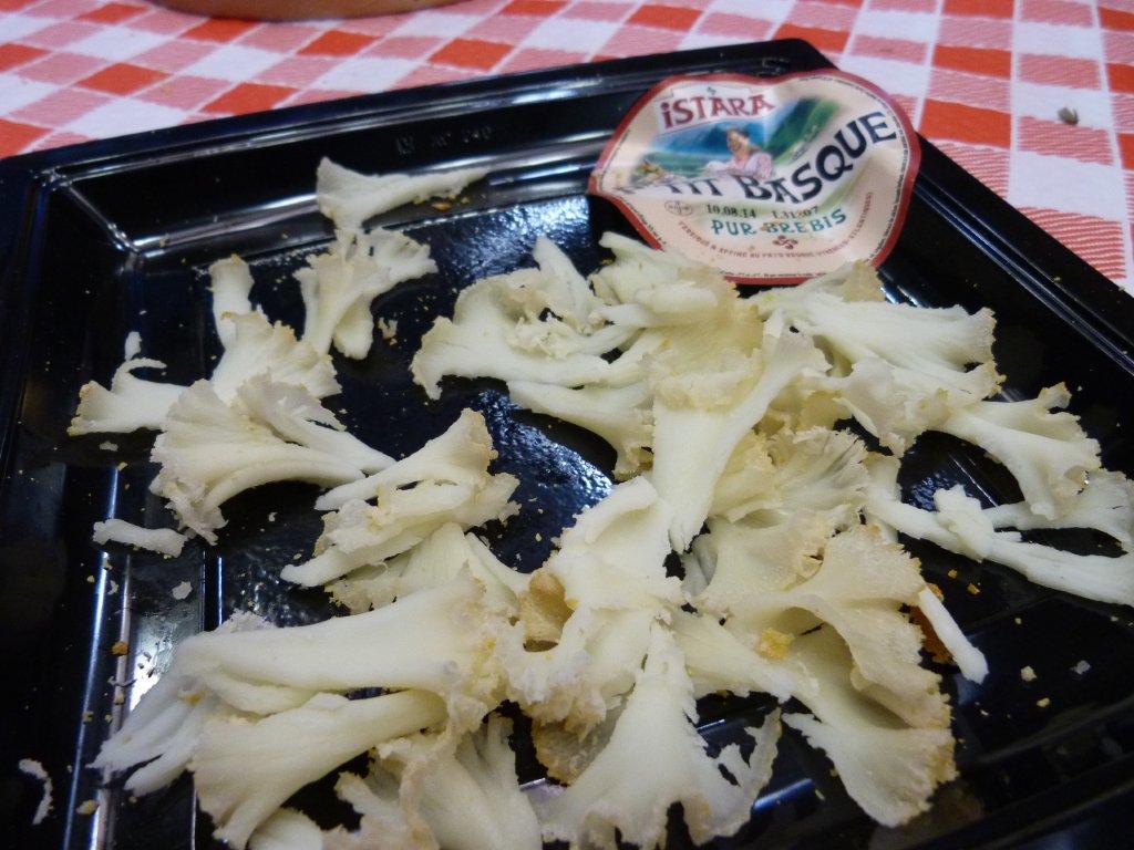 halles_narbonne_tout_un_fromage_cercle_occitan_la_clape_consulat_septimanie_24_mai_2014-14