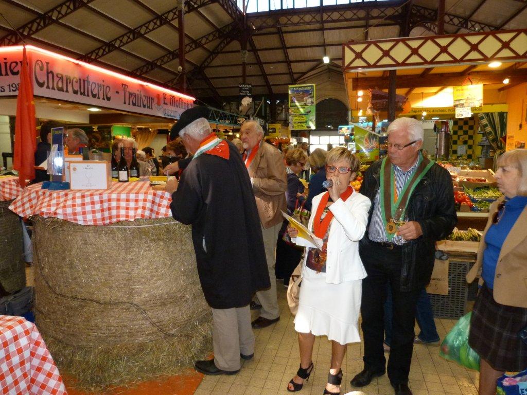 halles_narbonne_tout_un_fromage_cercle_occitan_la_clape_consulat_septimanie_24_mai_2014-19