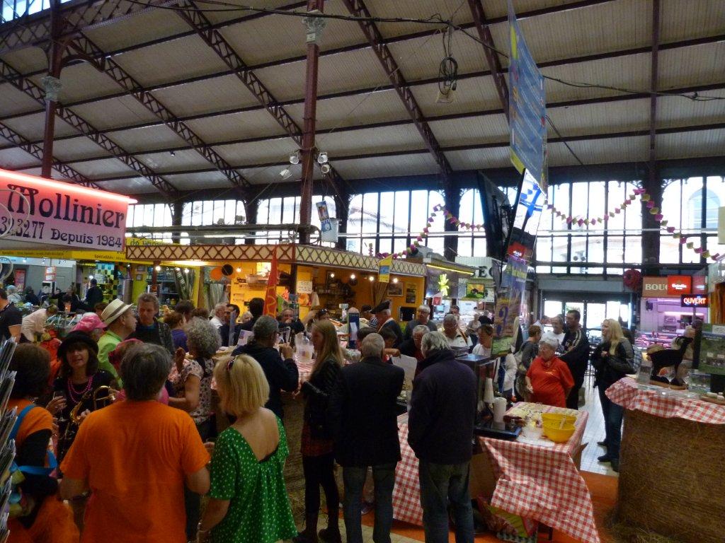 halles_narbonne_tout_un_fromage_cercle_occitan_la_clape_consulat_septimanie_24_mai_2014-27