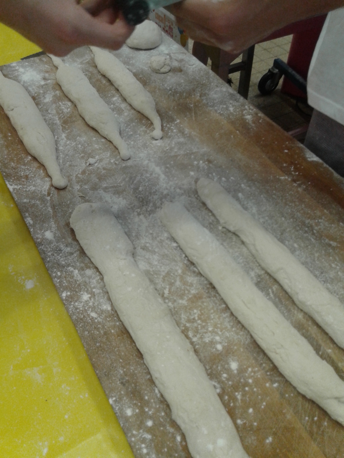 les_halles_de_narbonne_animation_pain_boulangers_boulangerie_epi-d-or_14_mai_2015-06