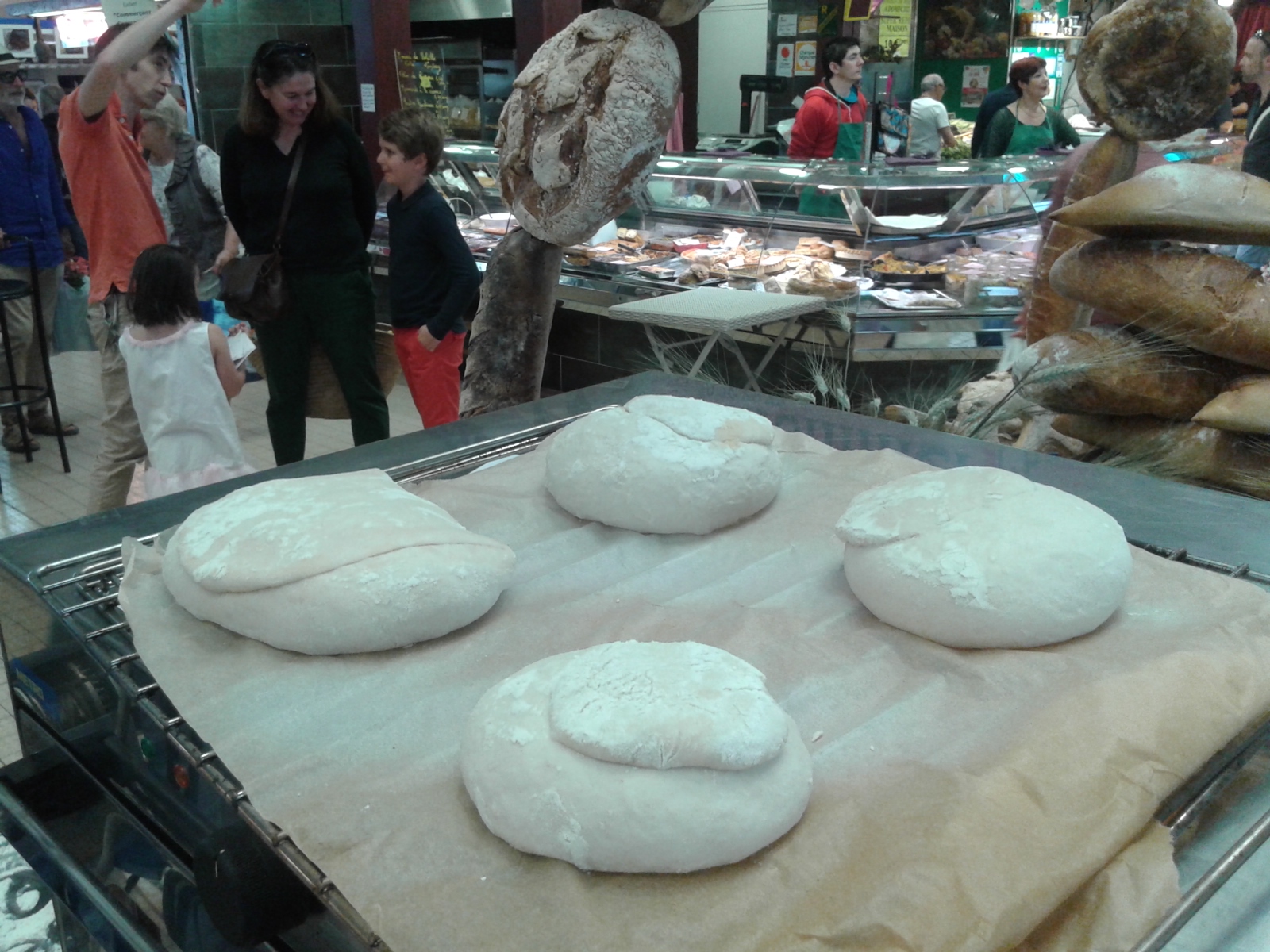 les_halles_de_narbonne_animation_pain_boulangers_boulangerie_epi-d-or_14_mai_2015-18