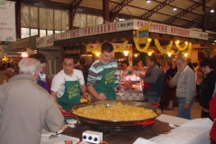 omelette paques halles narbonne 2007 (16)