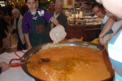 omelette paques halles narbonne 2007 (8)