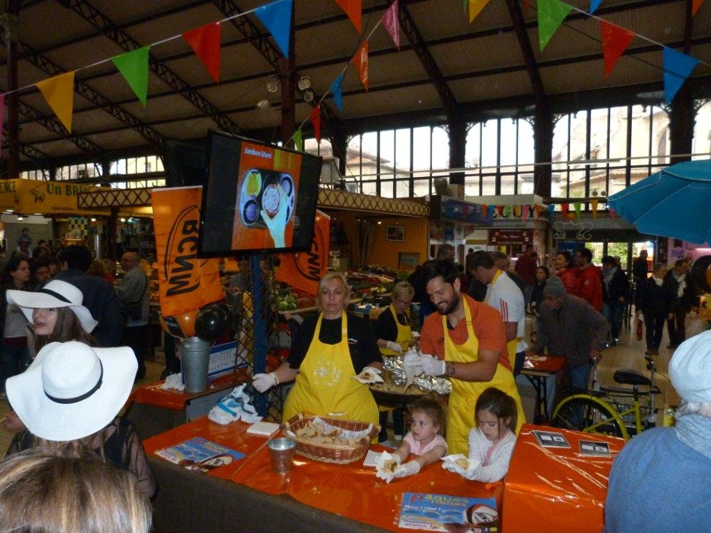 halles_narbonne_paques_rcnm_omelette_mascottes_animation_2017-31