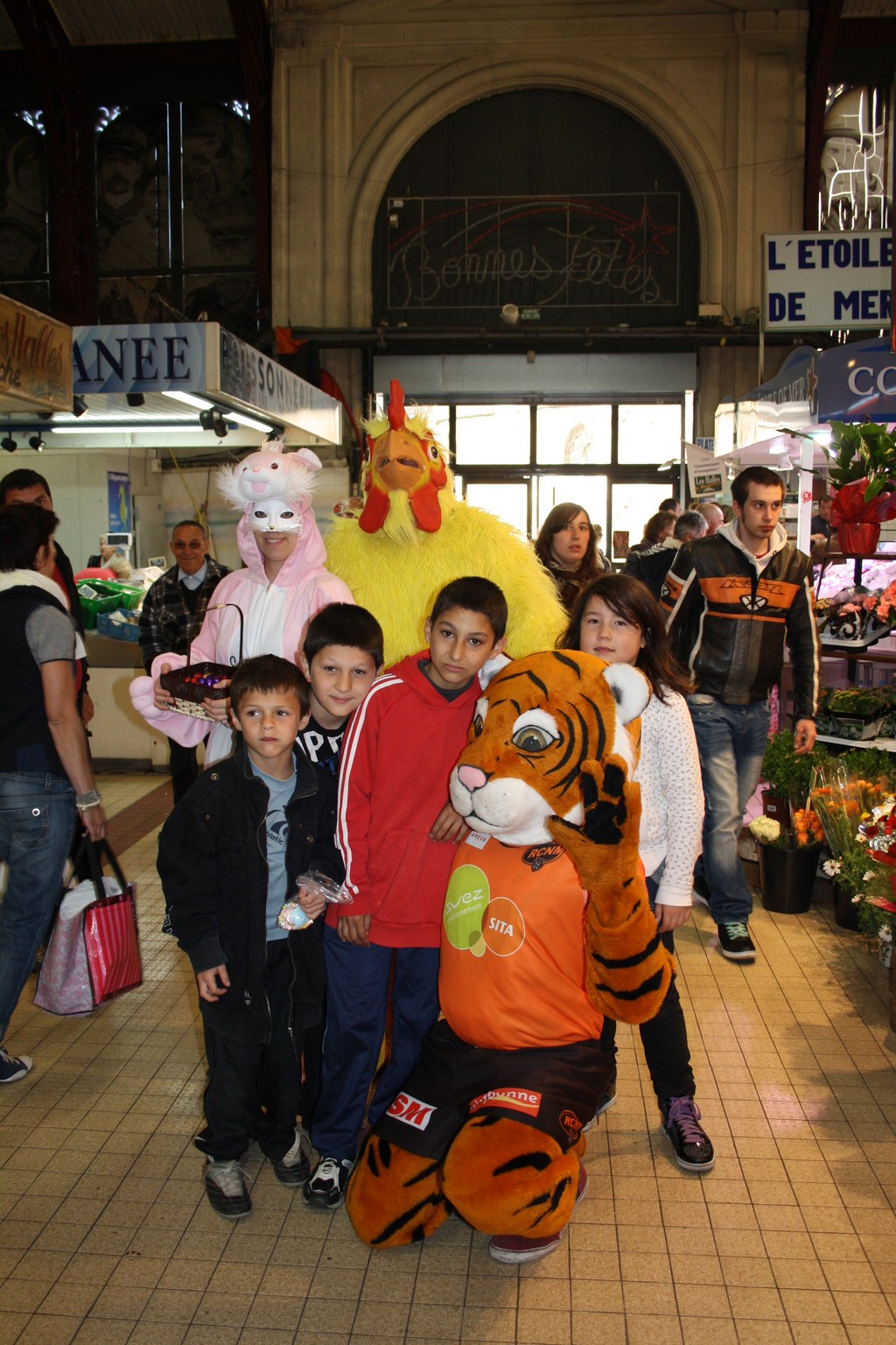 halles_narbonne_paques_omelette_jeanclaude_dreyfus_medaille_touristique_triporteur_rcnm_tignous_pinpin_cocotte_2012-32