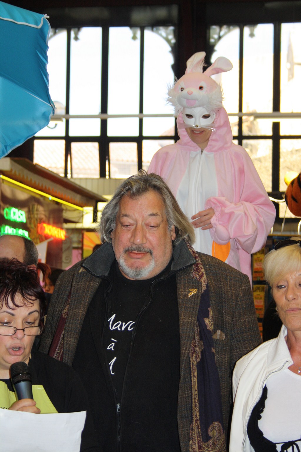 halles_narbonne_paques_omelette_jeanclaude_dreyfus_medaille_touristique_triporteur_rcnm_tignous_pinpin_cocotte_2012-47