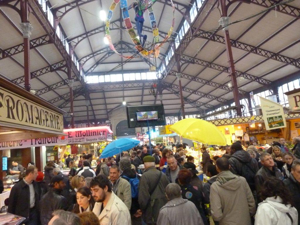 halles_de_narbonne_animation_paques_2013_omelette_pinpin_cocotte_kiki11-