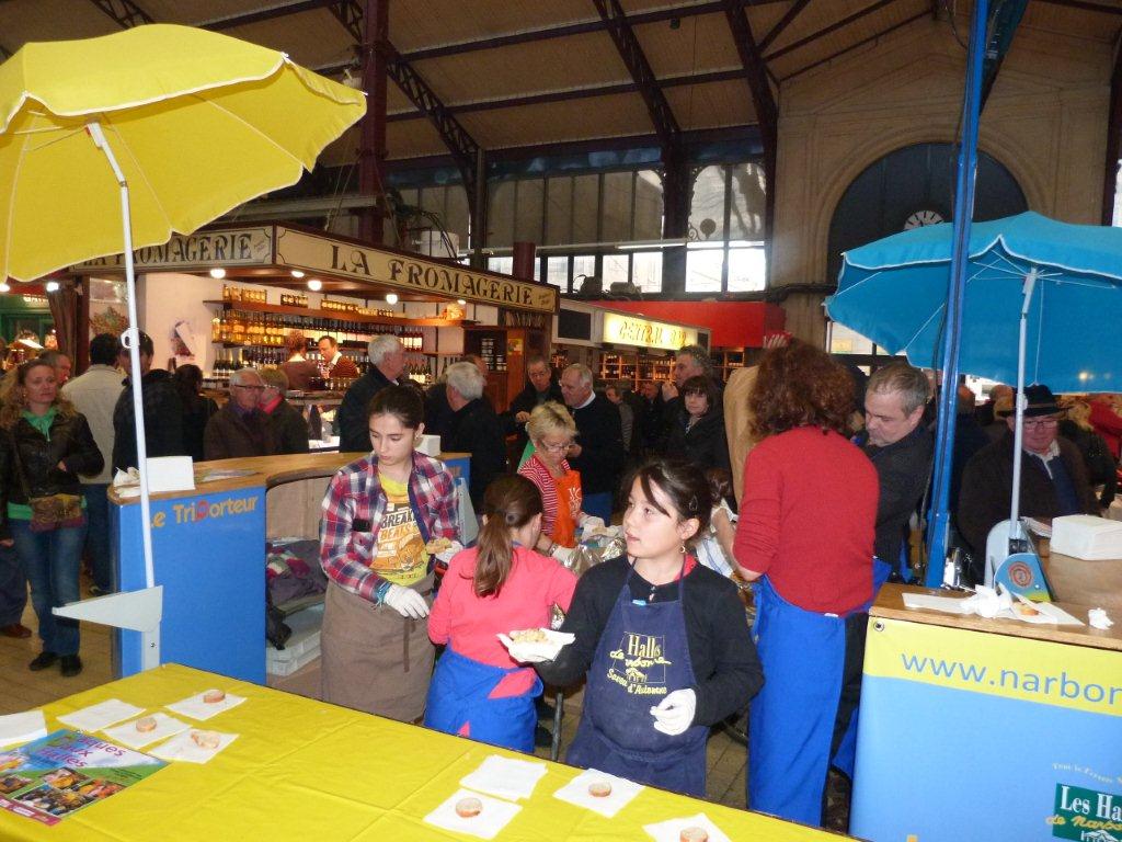 halles_de_narbonne_animation_paques_2013_omelette_pinpin_cocotte_kiki13-