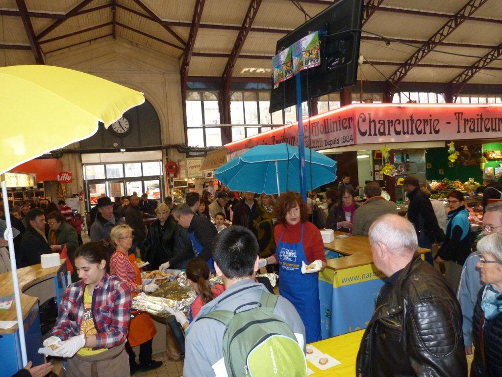halles_de_narbonne_animation_paques_2013_omelette_pinpin_cocotte_kiki14-