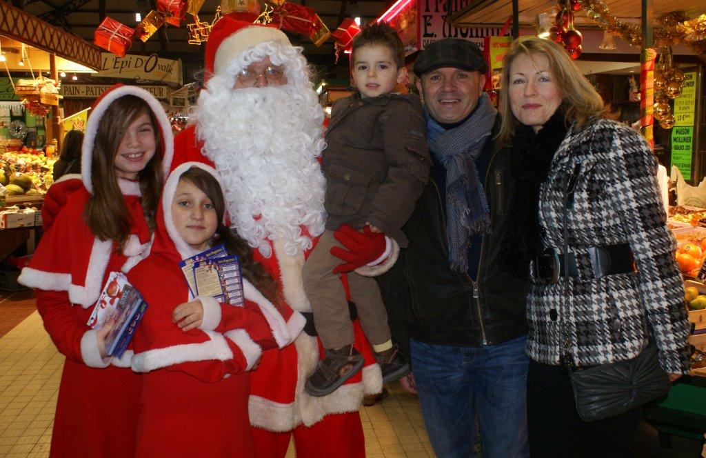 les_halles_de_narbonne_animation_promotion_photos_pere_noel_samedi-21-12-2013-15