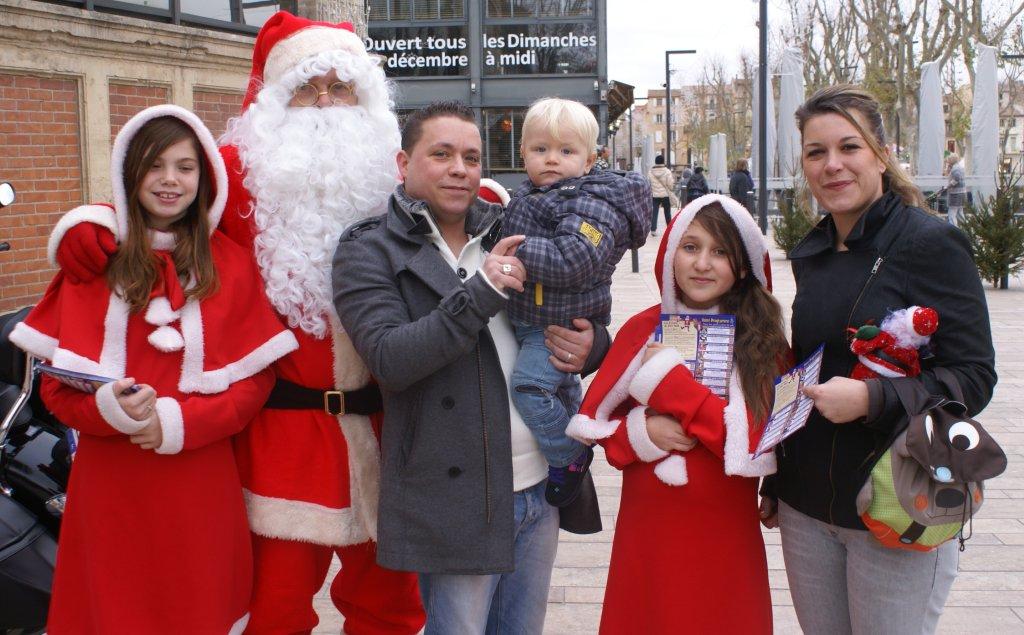 les_halles_de_narbonne_animation_promotion_photos_pere_noel_samedi-21-12-2013-25