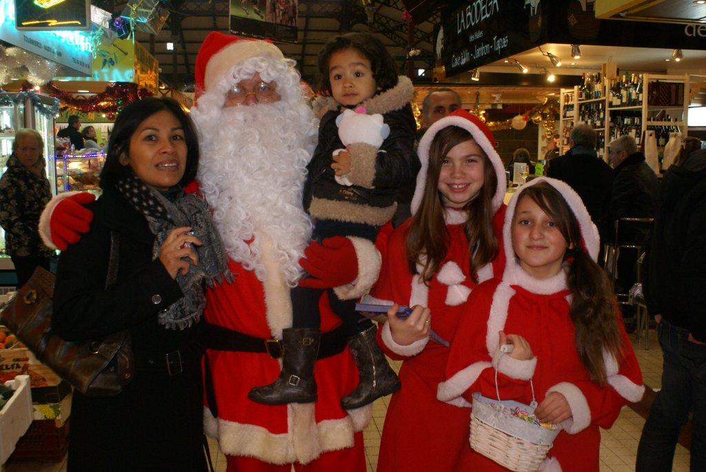 les_halles_de_narbonne_animation_promotion_photos_pere_noel_samedi-21-12-2013-43