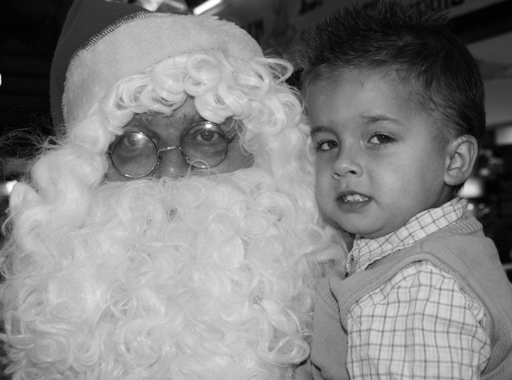 les_halles_de_narbonne_animation_promotion_photos_pere_noel_samedi-21-12-2013-54