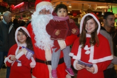 les_halles_de_narbonne_animation_promotion_photos_pere_noel_samedi-21-12-2013-08