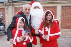 les_halles_de_narbonne_animation_promotion_photos_pere_noel_samedi-21-12-2013-26