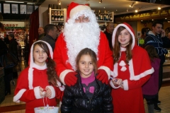 les_halles_de_narbonne_animation_promotion_photos_pere_noel_samedi-21-12-2013-46