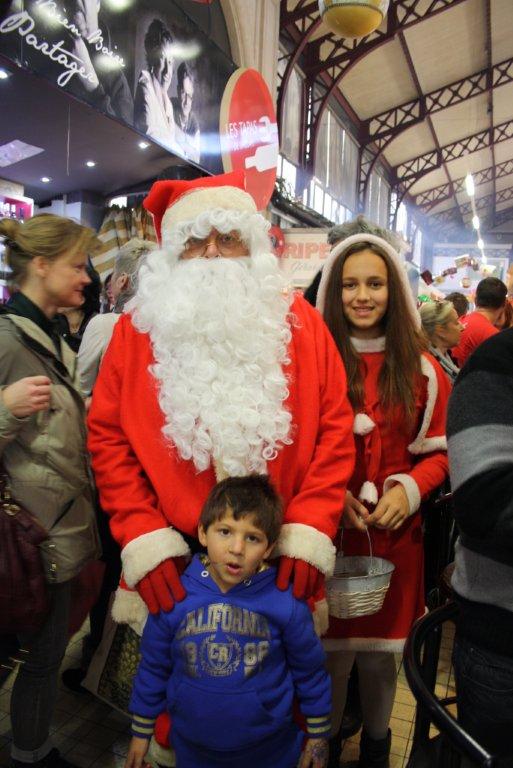 les_halles_de_narbonne_animation_promotion_photos_pere_noel_dimanche-22-12-2013-121