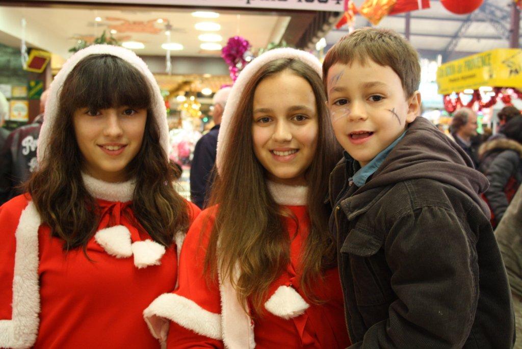 les_halles_de_narbonne_animation_promotion_photos_pere_noel_dimanche-22-12-2013-134