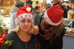 les_halles_de_narbonne_animation_promotion_photos_pere_noel_dimanche-22-12-2013-01