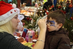 les_halles_de_narbonne_animation_promotion_photos_pere_noel_dimanche-22-12-2013-08