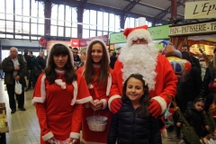 les_halles_de_narbonne_animation_promotion_photos_pere_noel_dimanche-22-12-2013-103