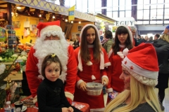 les_halles_de_narbonne_animation_promotion_photos_pere_noel_dimanche-22-12-2013-105