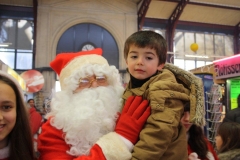 les_halles_de_narbonne_animation_promotion_photos_pere_noel_dimanche-22-12-2013-131