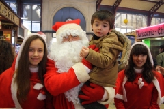 les_halles_de_narbonne_animation_promotion_photos_pere_noel_dimanche-22-12-2013-136