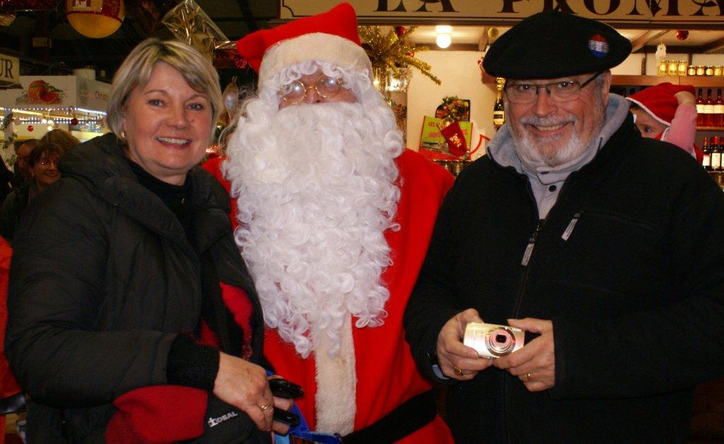 01-les_halles_de_narbonne_animation_promotion_photos_pere_noel_mardi-24-12-2013-