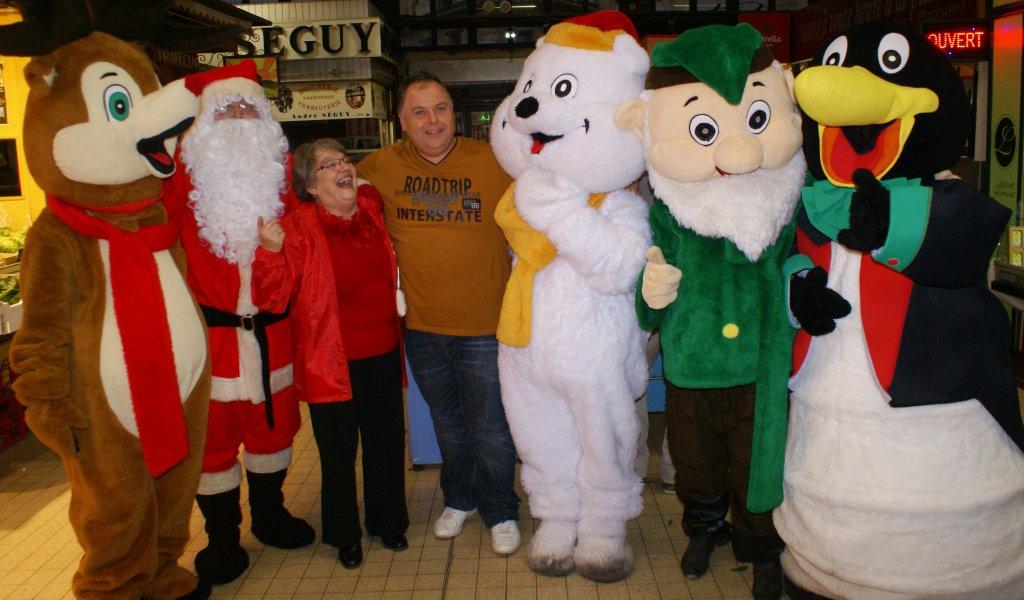 05-les_halles_de_narbonne_animation_promotion_photos_pere_noel_mardi-24-12-2013-