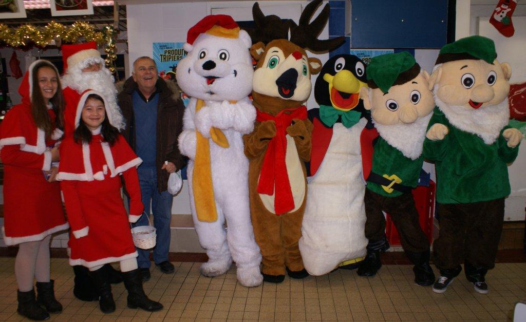 17-les_halles_de_narbonne_animation_promotion_photos_pere_noel_mardi-24-12-2013-