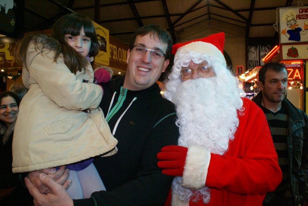 58-les_halles_de_narbonne_animation_promotion_photos_pere_noel_mardi-24-12-2013-