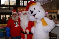 23-les_halles_de_narbonne_animation_promotion_photos_pere_noel_mardi-24-12-2013-