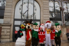 44-les_halles_de_narbonne_animation_promotion_photos_pere_noel_mardi-24-12-2013-