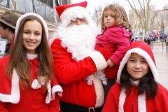 47-les_halles_de_narbonne_animation_promotion_photos_pere_noel_mardi-24-12-2013-