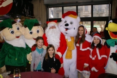 53-les_halles_de_narbonne_animation_promotion_photos_pere_noel_mardi-24-12-2013-