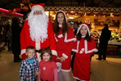 55-les_halles_de_narbonne_animation_promotion_photos_pere_noel_mardi-24-12-2013-