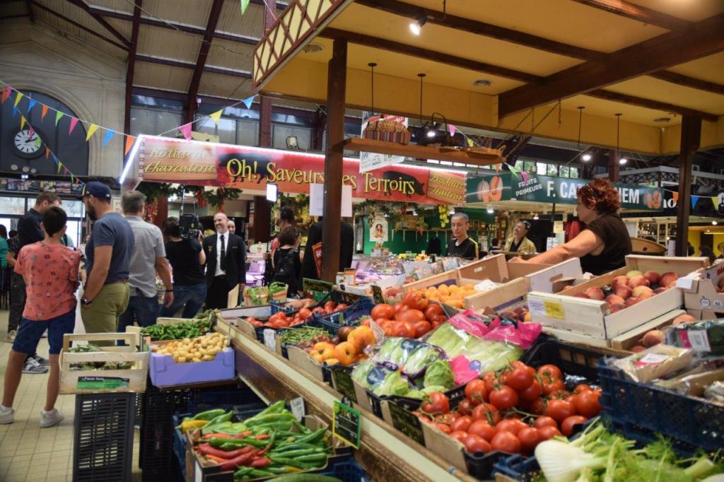 halles_narbonne_plus_beau_marche_de_france_tf1_13h_marie-sophie_lacarrau_30_juin_2022-Photos_Laure_Martorell-131