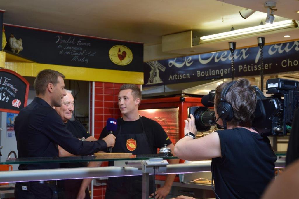 halles_narbonne_plus_beau_marche_de_france_tf1_13h_marie-sophie_lacarrau_30_juin_2022-Photos_Laure_Martorell-183