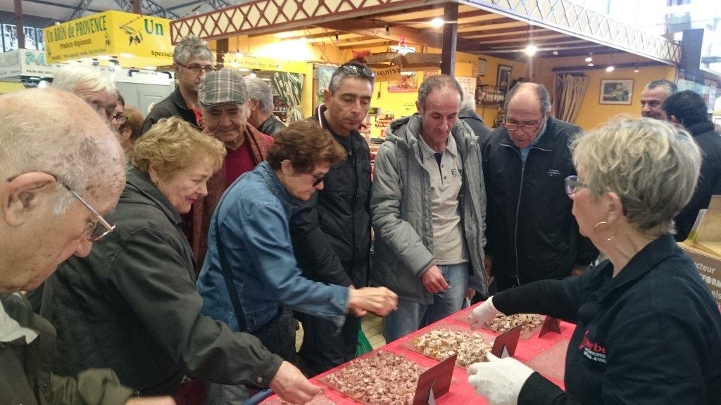 halles_narbonne_produits_tripiers_interbev_degustation_2016-16